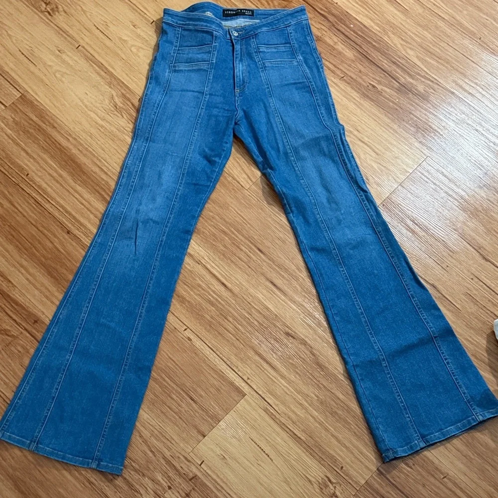 Veronica Beard Denim Flare Jeans - Picture 1 of 6